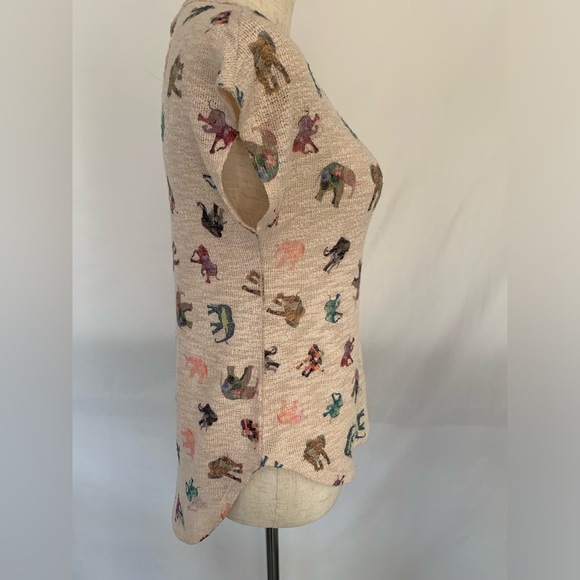 Ginger G knit curved hem elephants top size Small - Picture 6 of 9